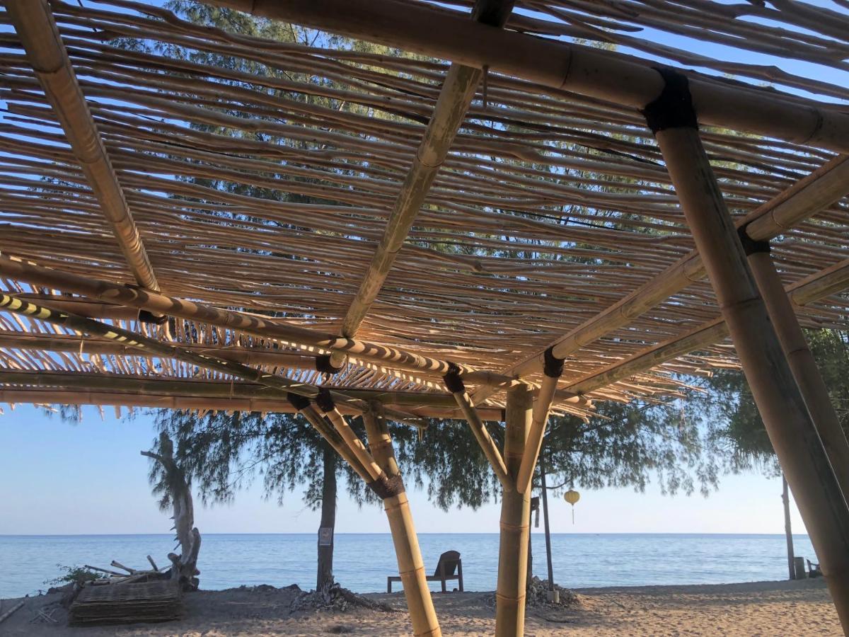 La Boheme Hotel Gili Air Exterior photo